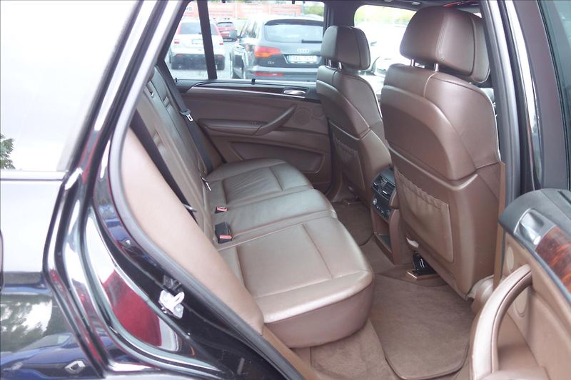 BMW X5 40d 225KW,xDRIVE,PANORAMA. - fotka 19 z 50