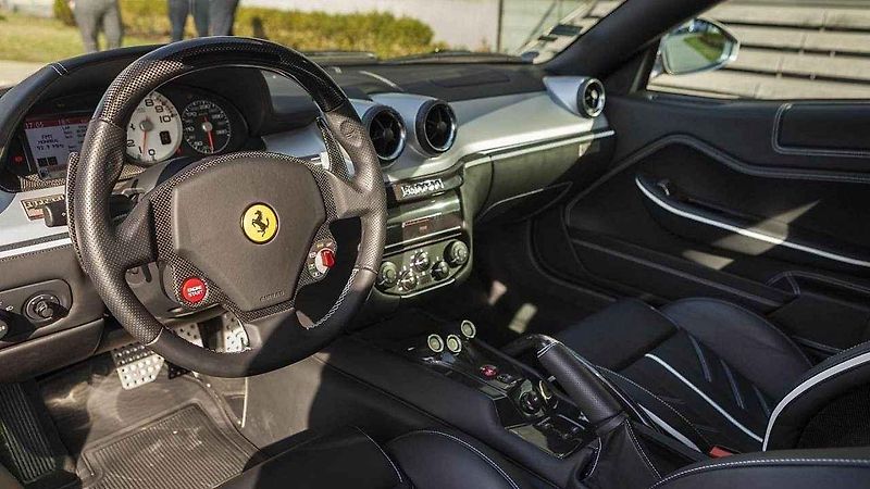 Ferrari 599 SA Aperta.