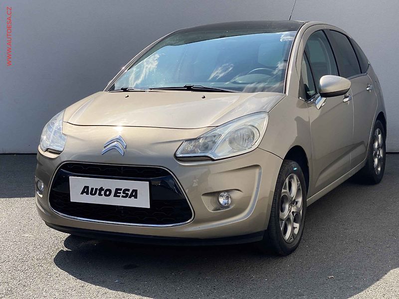 Citroën C3 (2011) 1.4i, ČR, AC, park. čidla, - fotka 3 z 17