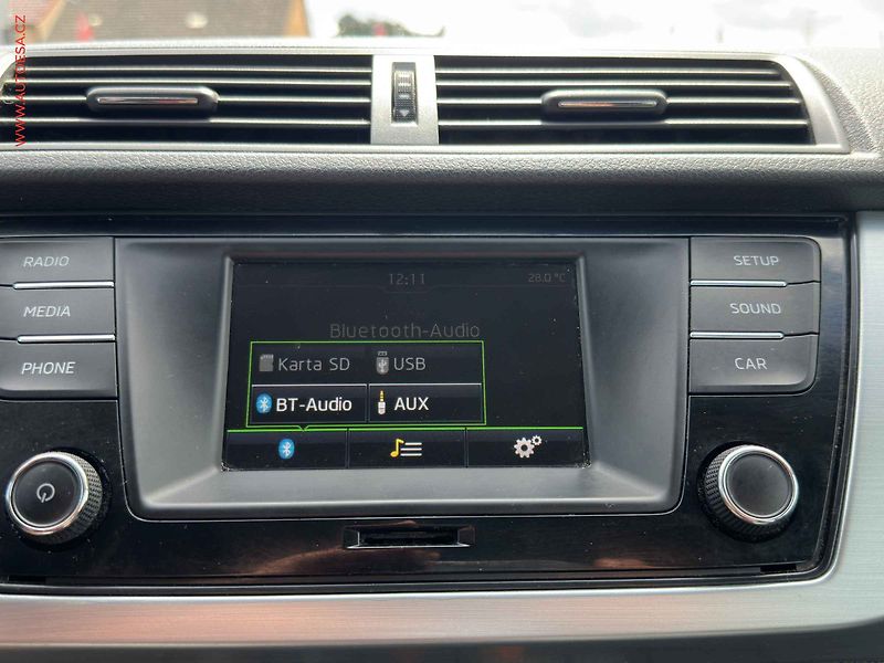 Škoda Fabia (2017) 1.2TSi, 2.maj,ČR, AC, temp - fotka 14 z 18