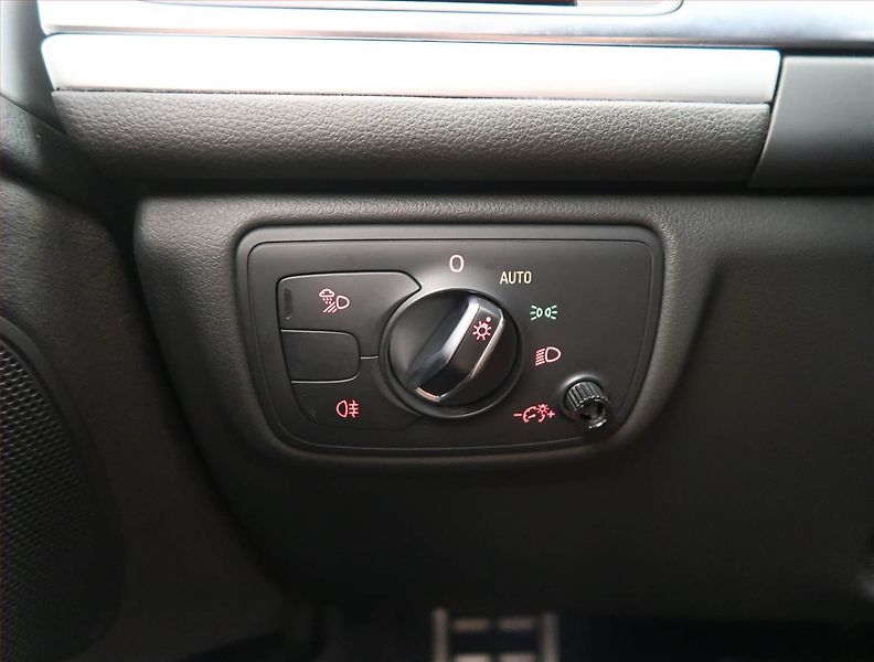 Audi A6 (2017) S line 3.0 TDI - fotka 21 z 24