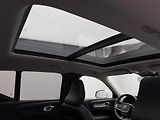 Volvo XC40 B4 AWD ULTIMATE CZ - náhled 18