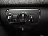 Volvo XC60 D4 R-DESIGN AUT RERERVACE - náhled 30