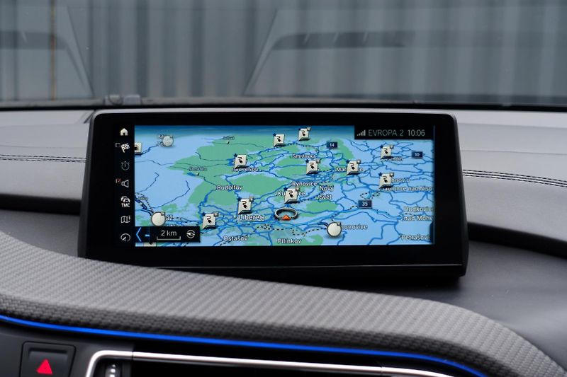 BMW i8 Coupe, Facelift, Lasery - fotka 20 z 31