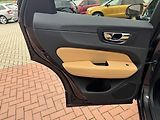 Volvo XC60 (2021) 2.0D B4 AWD Inscription - náhled 26