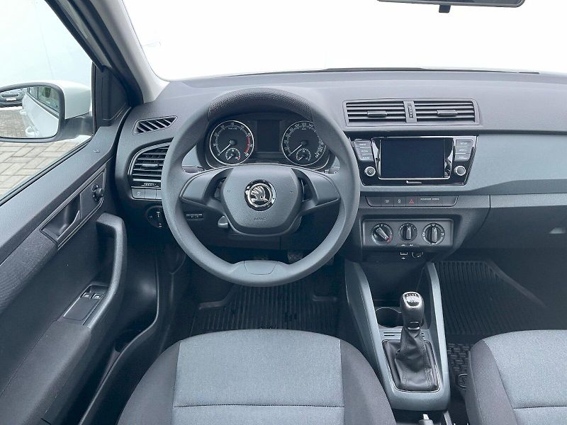 Škoda Fabia (2021) Combi 1.0 TSI / 70 kW Active T - fotka 6 z 30