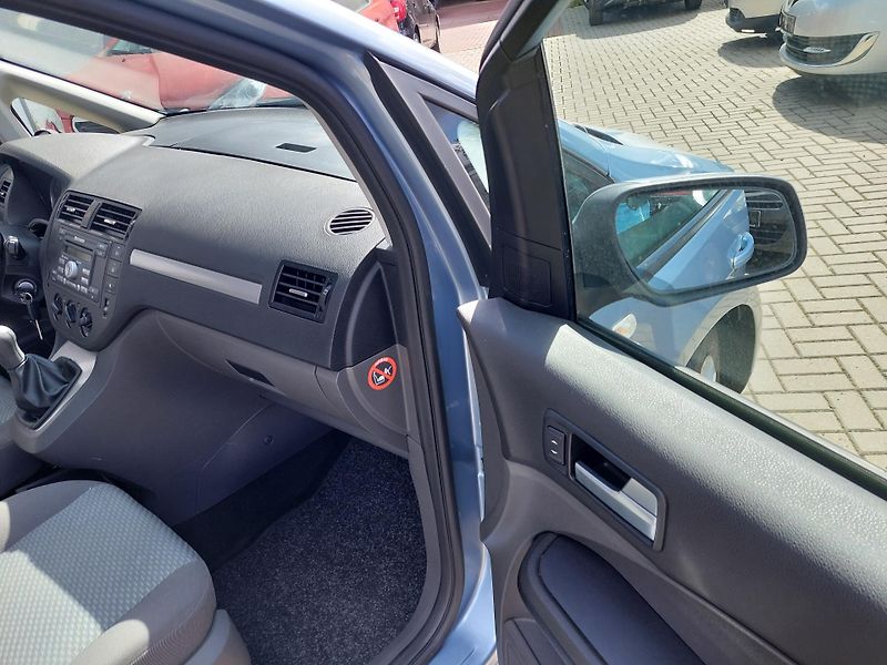 Ford C-MAX (2006) 1.6 - fotka 21 z 29