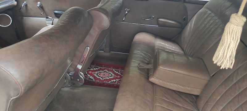Mercedes-Benz Ostatní (1953) 300 W186 Adenauer - fotka 12 z 23