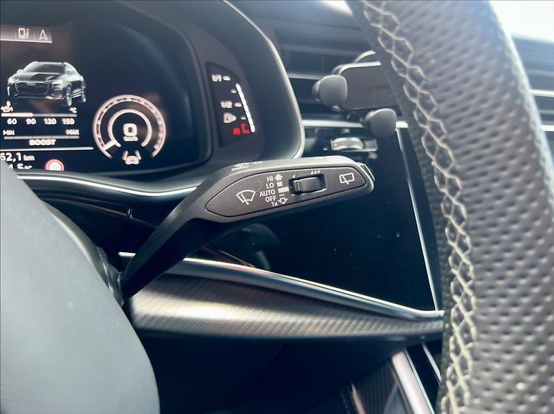 Audi RS Q8 4,0 TFSi QUATTRO MATRIX záruka - fotka 26 z 46
