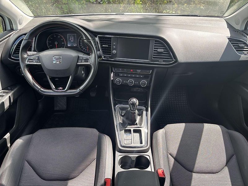 Seat Leon (2019) 1.5 TSI FR - fotka 5 z 27
