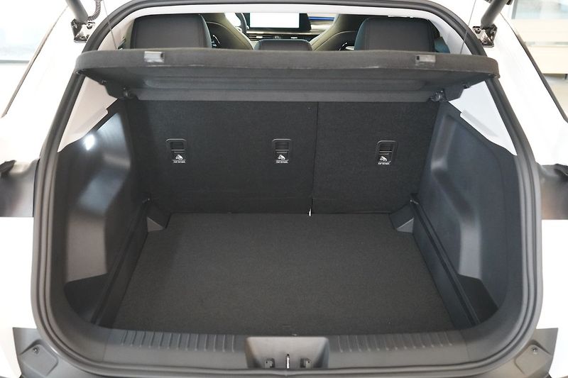 Omoda 5 PREMIUM 1.6 T-GDI DCT - fotka 17 z 28