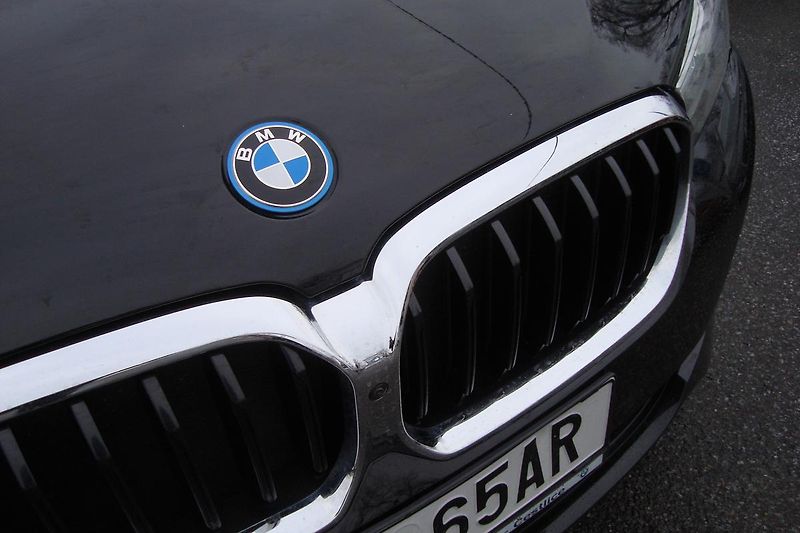 BMW Řada 5 (2021) 530e Xdrive, ČR, 1.Maj.S.Kn. - fotka 64 z 65