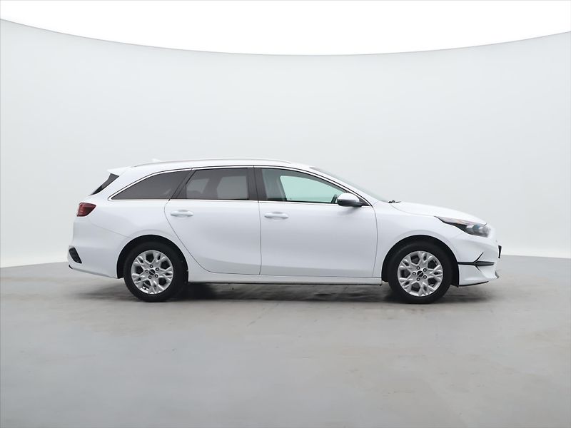 Kia Ceed 1,5 T-GDI 117kW DCT TOP DPH CZ - fotka 8 z 33