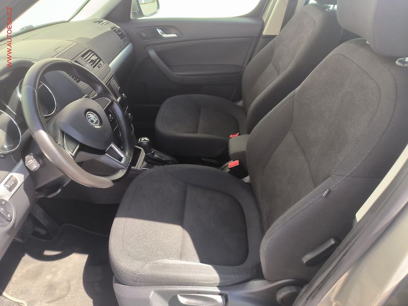Škoda Yeti (2015) 2.0 TDi 4x4, Ambition, AT - fotka 9 z 19