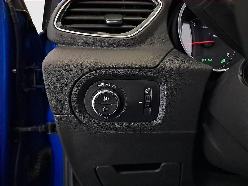 Opel Grandland X (2019) Innovation 1.2 Turbo - fotka 24 z 25