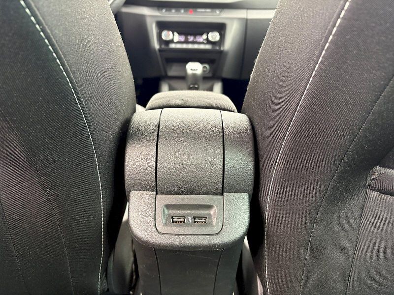 Škoda Fabia (2022) Combi 1.0 TSI / 70kW / BLACK T - fotka 13 z 26