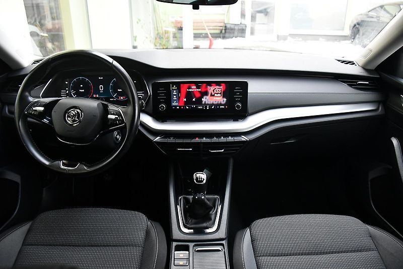 Škoda Octavia 1.5TSi ČR 1M Ambition - fotka 5 z 41