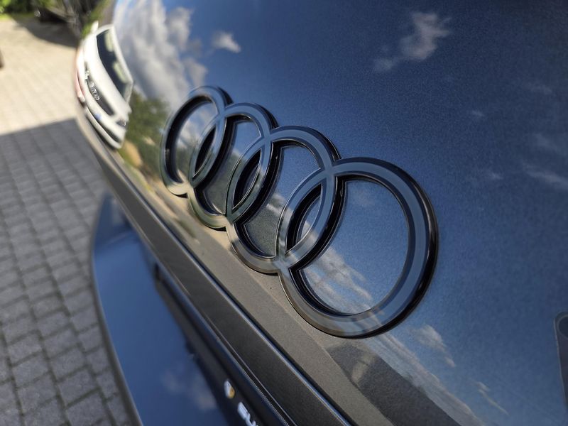 Audi A6 Avant TDi Q Matrix NezTop TZ  - fotka 53 z 62