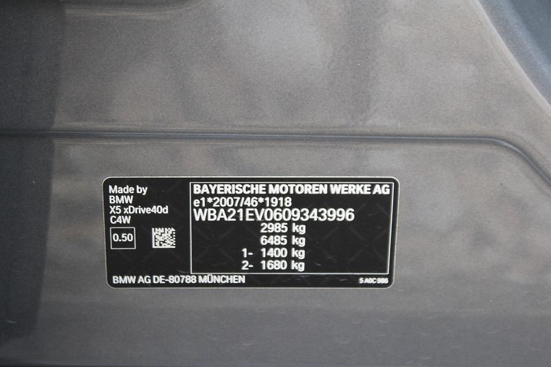 BMW X5 X5 xDrive40d, 1.majitel, CZ - fotka 28 z 28