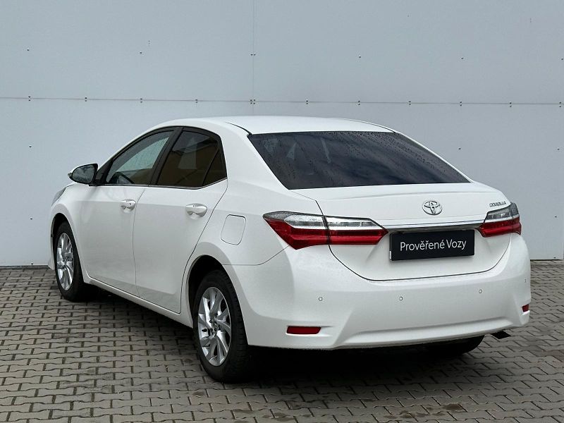 Toyota Corolla 1.6 VVT-i Active Trend - fotka 7 z 26