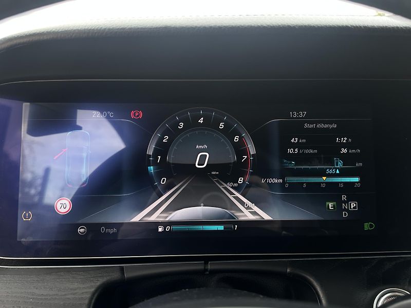 Mercedes-Benz Třídy E (2018) Mercedes-Benz E 200 2018 - fotka 14 z 19