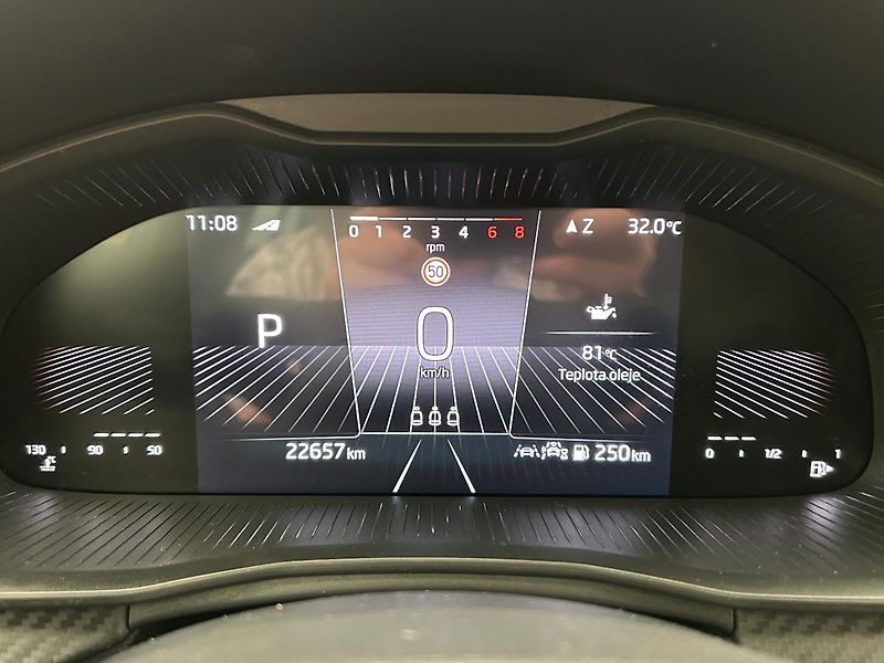 Škoda Kamiq 1.0 TSI Monte Carlo - fotka 7 z 30