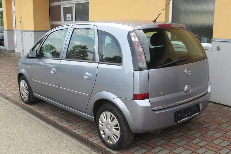 Opel Meriva 1.4i KLIMA - fotka 2 z 19