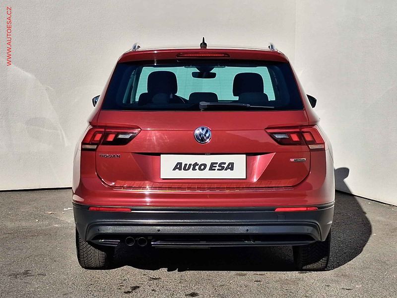 Volkswagen Tiguan (2018) 2.0 TDi 4X4, Sound, DSG, LED - fotka 5 z 20