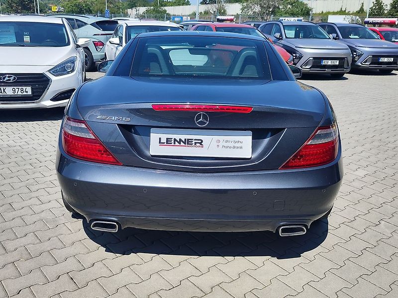 Mercedes-Benz SLK 250 CDI/150kW Cabrio - fotka 11 z 32