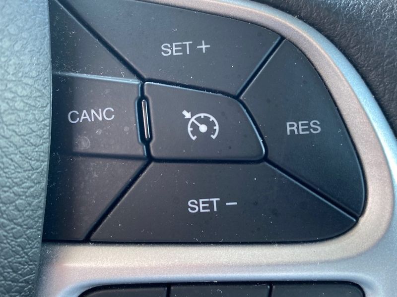 Jeep Renegade (2019) SPORT 1,0 (88kW) BA Man. - fotka 22 z 28