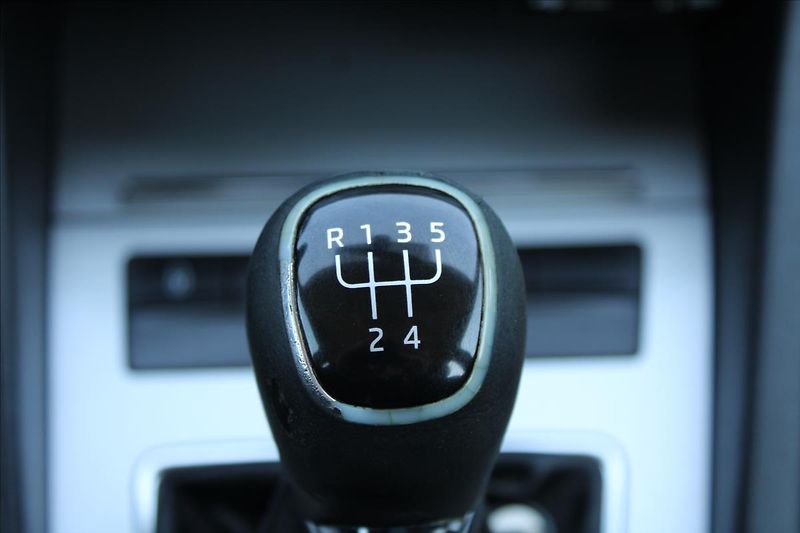 Škoda Octavia 1,6 TDI  NOVÉ V ČR,STYLE - fotka 24 z 32