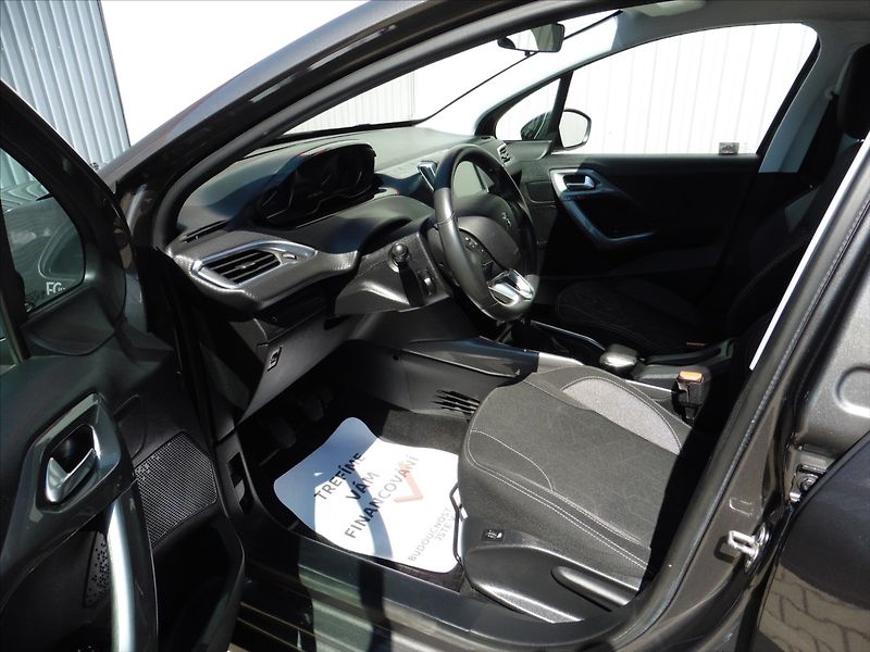 Peugeot 2008 1,2 Allure Navi, 1.maj.. - fotka 8 z 18