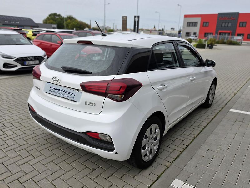 Hyundai i20 (2018) 1,2i 55kW - fotka 5 z 17