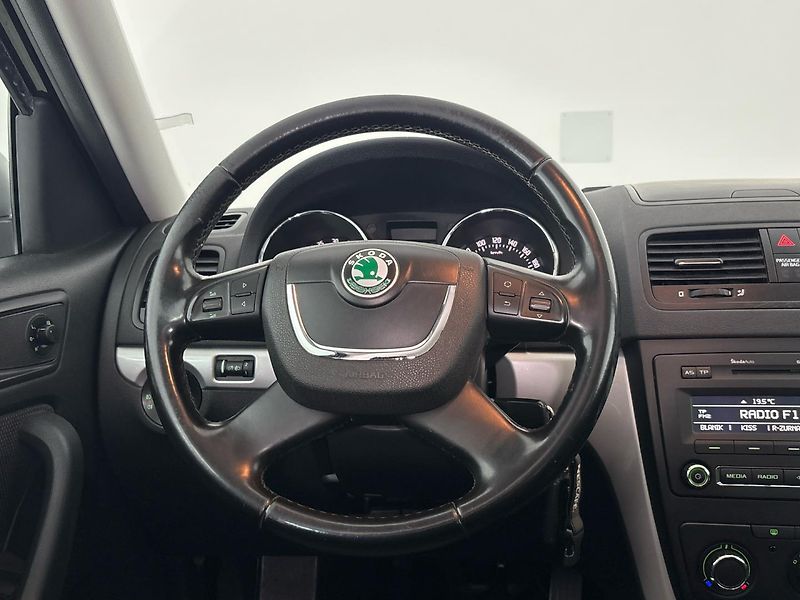 Škoda Yeti Ambition 4x4 - fotka 18 z 25