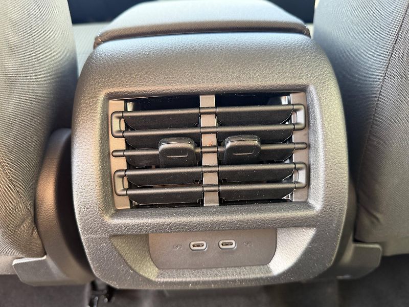 Volkswagen Caddy (2026) PHEV 19,7kWh DSG 1,5TSI - fotka 23 z 25