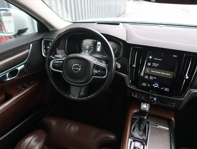 Volvo V90 (2019) Cross Country - fotka 7 z 29