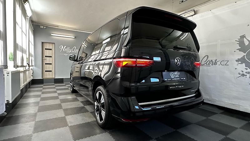 Volkswagen Multivan TAŽNÉ / ZÁRUKA / TOP STAV - fotka 4 z 51