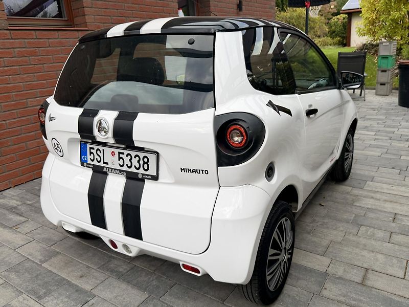 Aixam Minauto (2020) Aixam S9 Minauto (auto od 15) - fotka 2 z 12