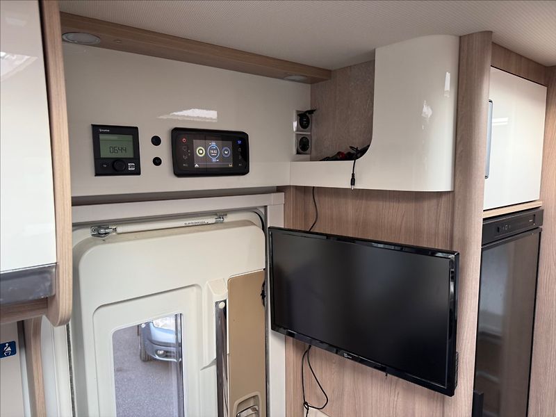 Laika Ecovip 2,3 MTJ 1maj,CZ,Top stav! - fotka 25 z 30