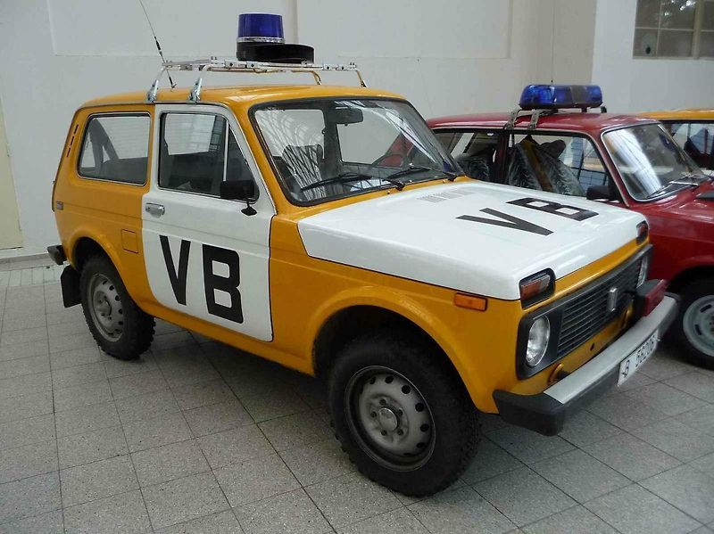 Dnes si připomínáme Den boje za svobodu a demokracii před 36 lety, tedy sametovou revoluci, která začala 17.listopadu 1989. Podívejte se s námi, s jakou technikou mohla tehdejší Veřejná bezpečnost 