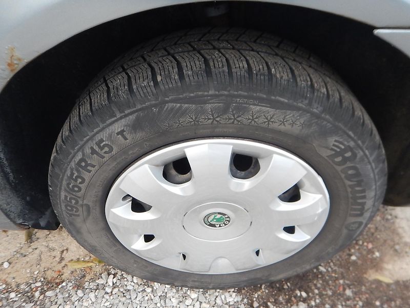 Škoda Octavia 1.9 TDI, 4x4, KLIMA - fotka 15 z 28