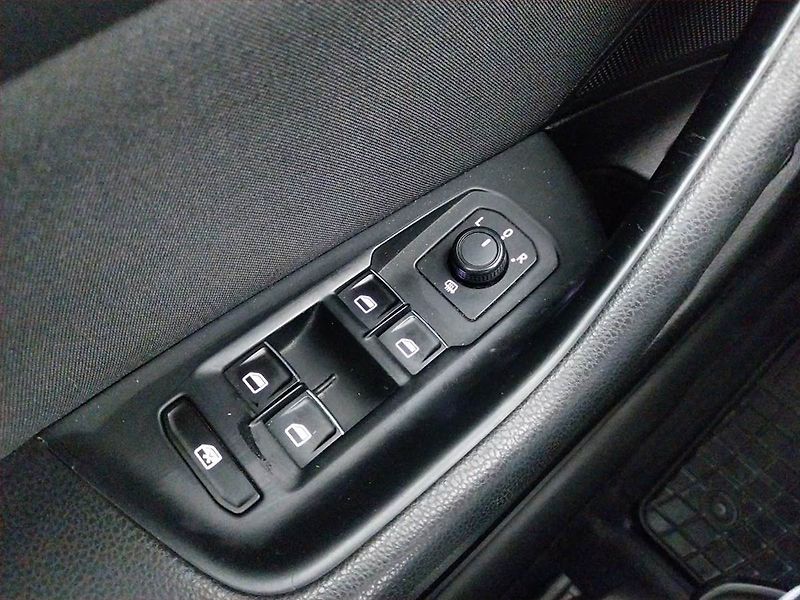 Volkswagen Passat (2016) Comfortline 1.6 TDI, Tempomat - fotka 17 z 20