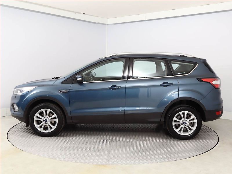 Ford Kuga (2019) 1.5 EcoBoost, ČR,1.maj - fotka 3 z 14