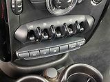 Mini Countryman (2011) 1.6 i, AC - náhled 11