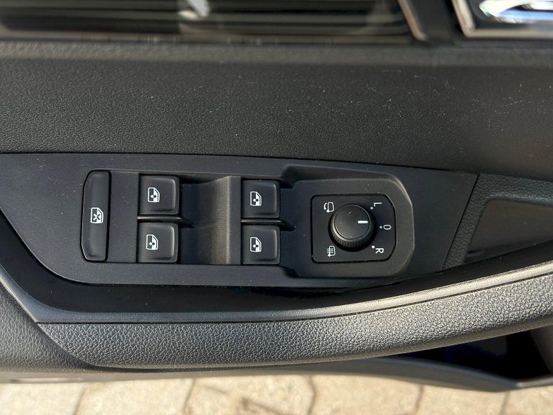 Škoda Karoq (2020) 1.5 TSI 110 kW DSG Style Plus - fotka 7 z 24