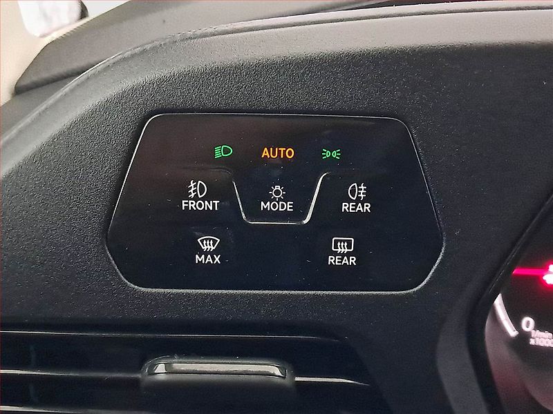 Volkswagen Caddy (2022) Maxi 2.0 TDI - fotka 17 z 18