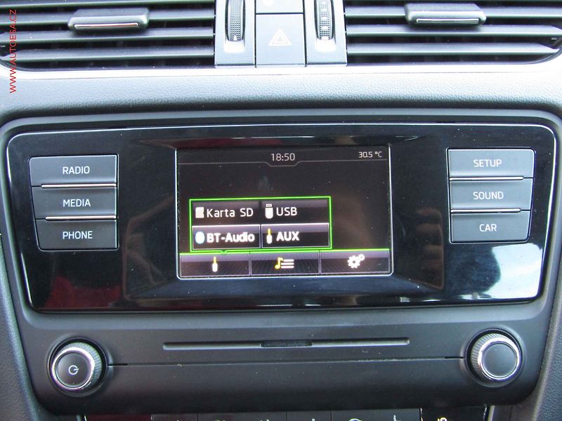 Škoda Octavia (2015) 2.0 TDi, ČR, Style - fotka 17 z 20