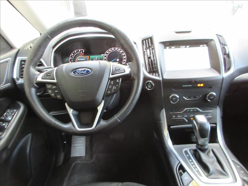 Ford Galaxy 2,0 TDCi, 154Kw, Titanium, Nav - fotka 17 z 32