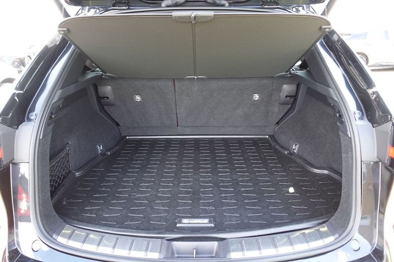 Lexus NX 350h 2,5HSD 140kW F-Sport 4x4 - fotka 17 z 37