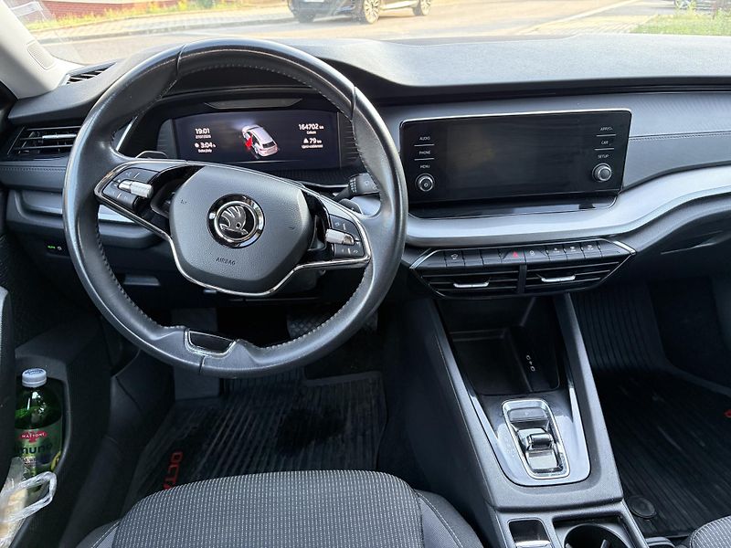 Škoda Octavia (2022) 2.0 Tdi 85kw Dsg AMBITION ČR - fotka 9 z 32